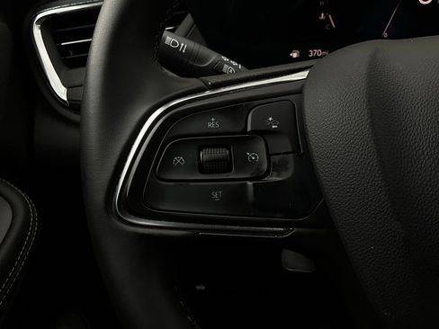 Used 2025 Buick Encore GX Preferred image 32