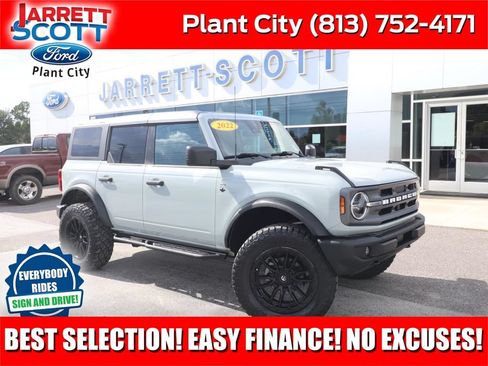 Used 2022 Ford Bronco Big Bend AWD/4WD image 1