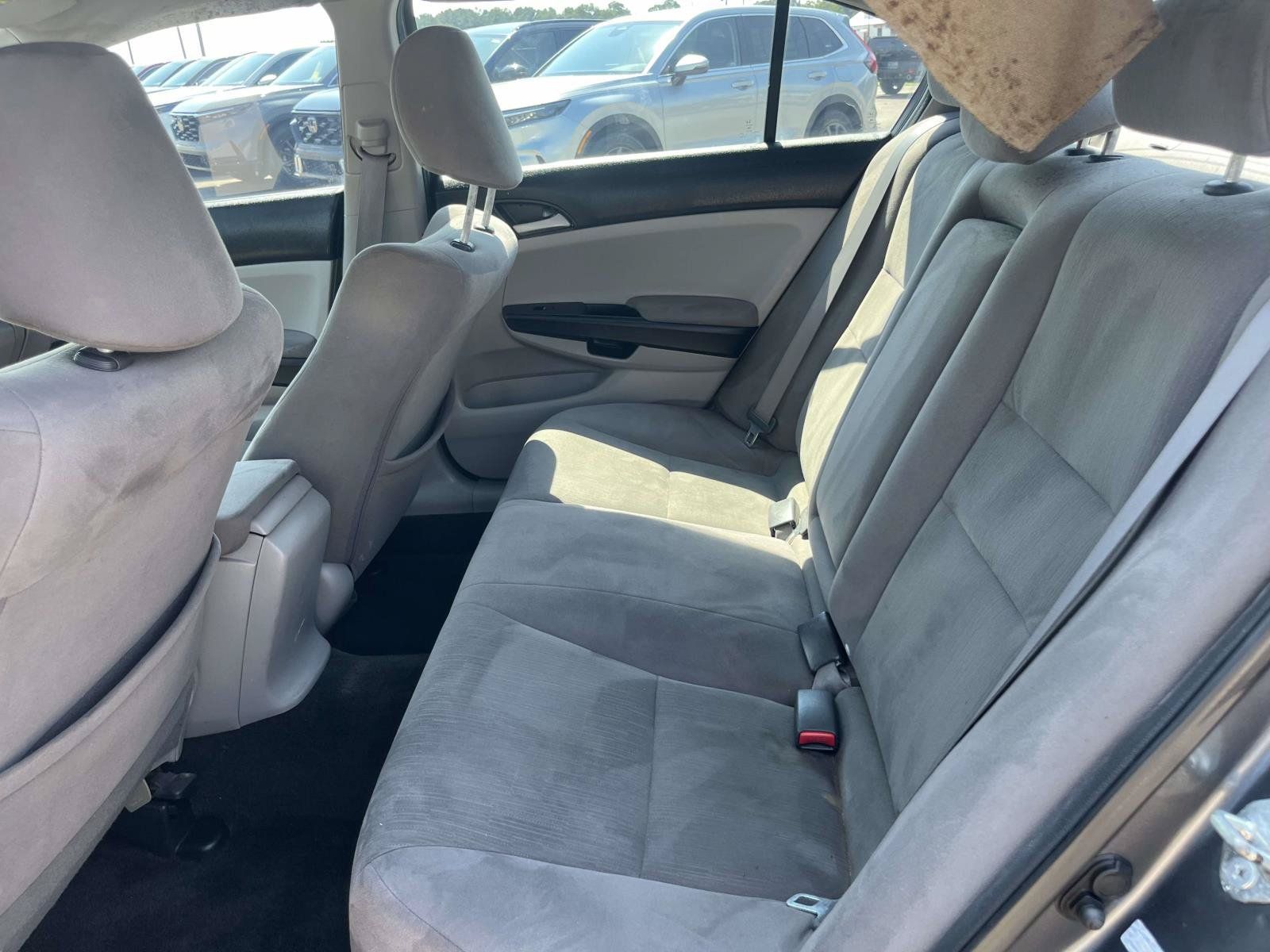 Used 2011 Honda Accord LX-P image 9