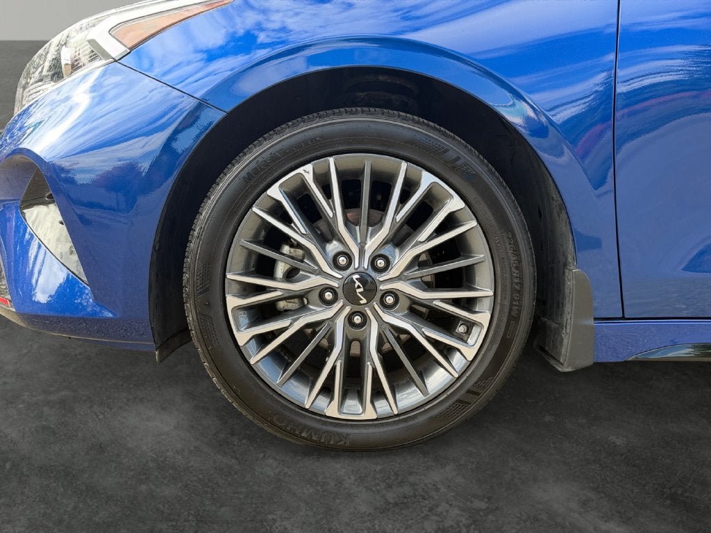 Used 2024 Kia Forte GT-Line FWD image 5