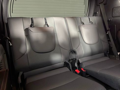 Used 2023 Lexus GX 460 Premium image 45