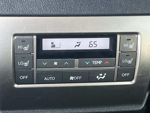 Used 2021 Lexus GX 460 Luxury w/ Accessory Package AWD/4WD image 18