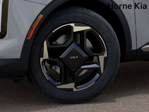 New 2026 Kia Sportage EX image 9