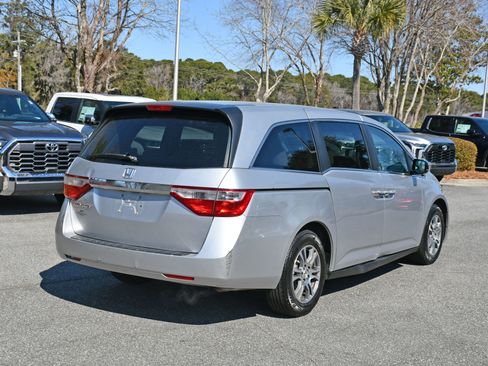 Used 2011 Honda Odyssey EX image 4