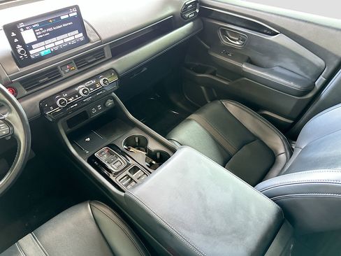 Used 2023 Honda Pilot EX-L image 22