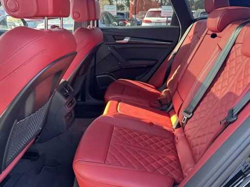 Used 2024 Audi SQ5 Premium Plus image 35