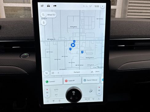 Used 2022 Ford Mustang Mach-E Premium image 18