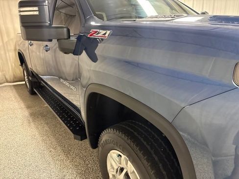 Used 2025 Chevrolet Silverado 2500 LT w/ Safety Package AWD/4WD image 8
