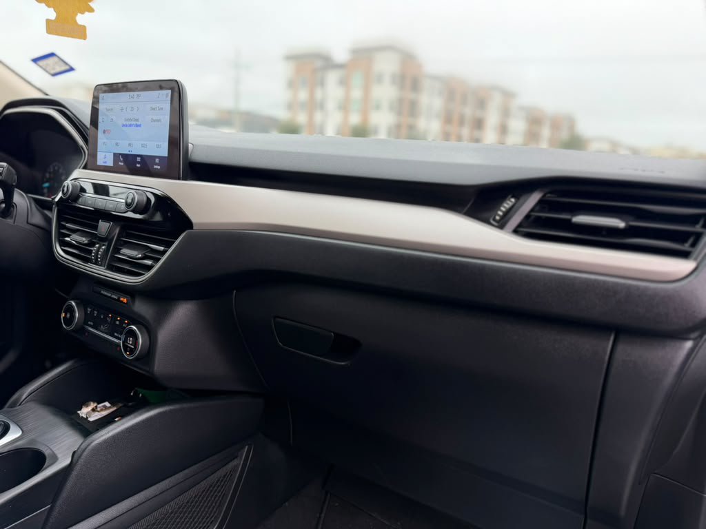 Used 2020 Ford Escape SE FWD image 14