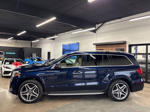Used 2019 Mercedes-Benz GLS 550 4MATIC image 2