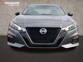 Used 2020 Nissan Altima 2.0 SR video 2