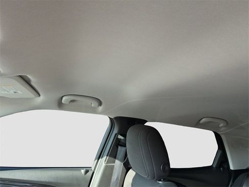 Used 2024 Chevrolet TrailBlazer LT w/ LT Cold Weather Package image 10