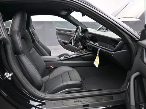 New 2026 Porsche 911 Carrera T image 17