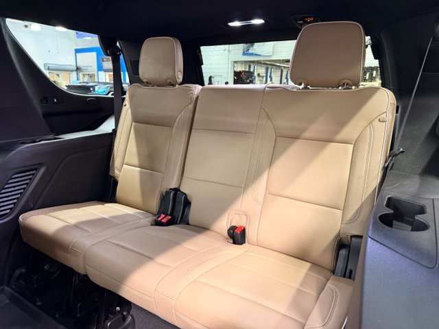 Used 2023 Chevrolet Tahoe Premier w/ Premium Package 2 AWD/4WD image 22