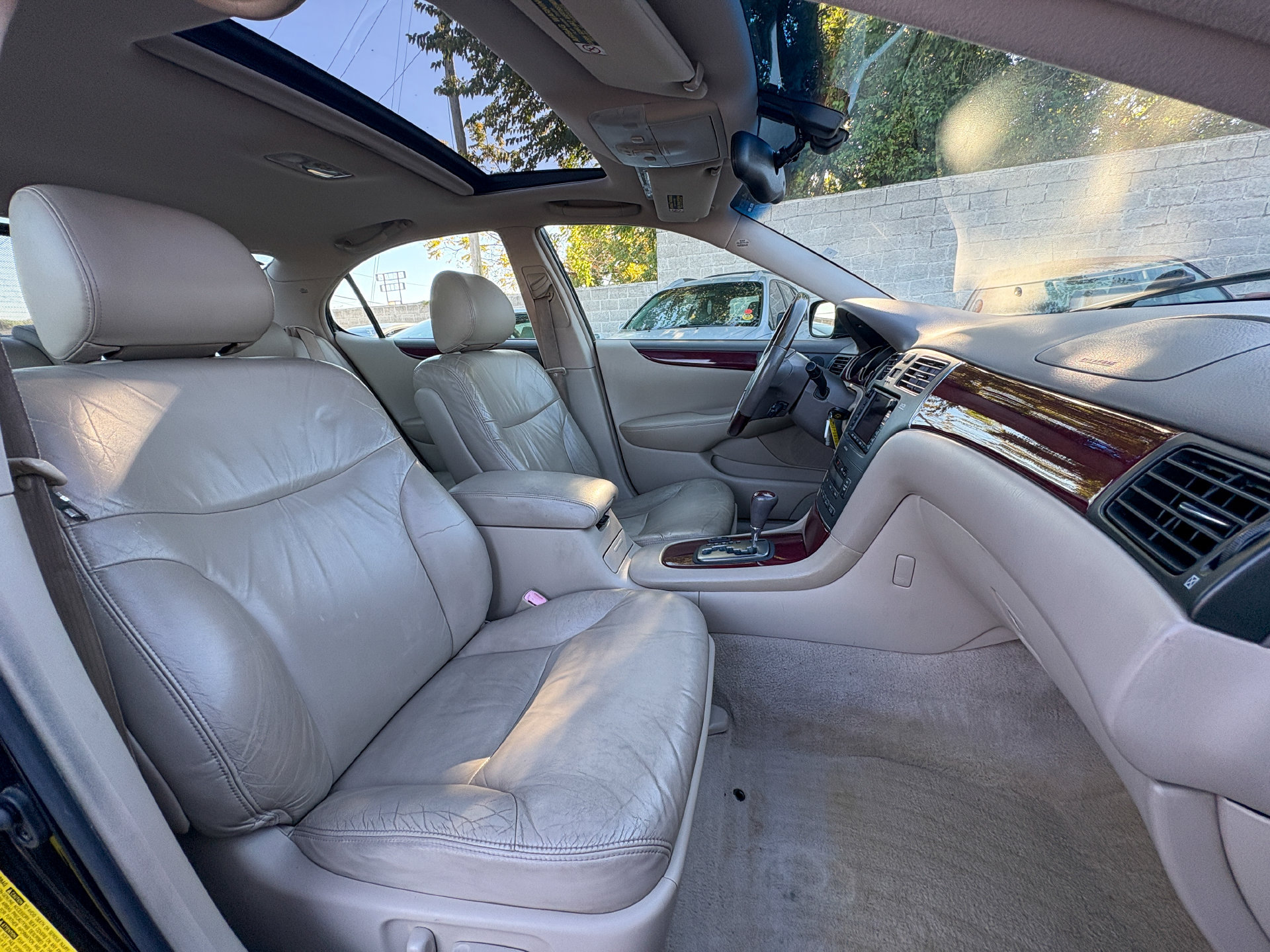 Used 2004 Lexus ES 330 FWD image 20