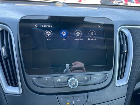 Used 2023 Chevrolet Malibu LT FWD image 15