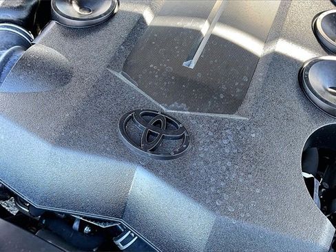 Used 2023 Toyota 4Runner SR5 image 26