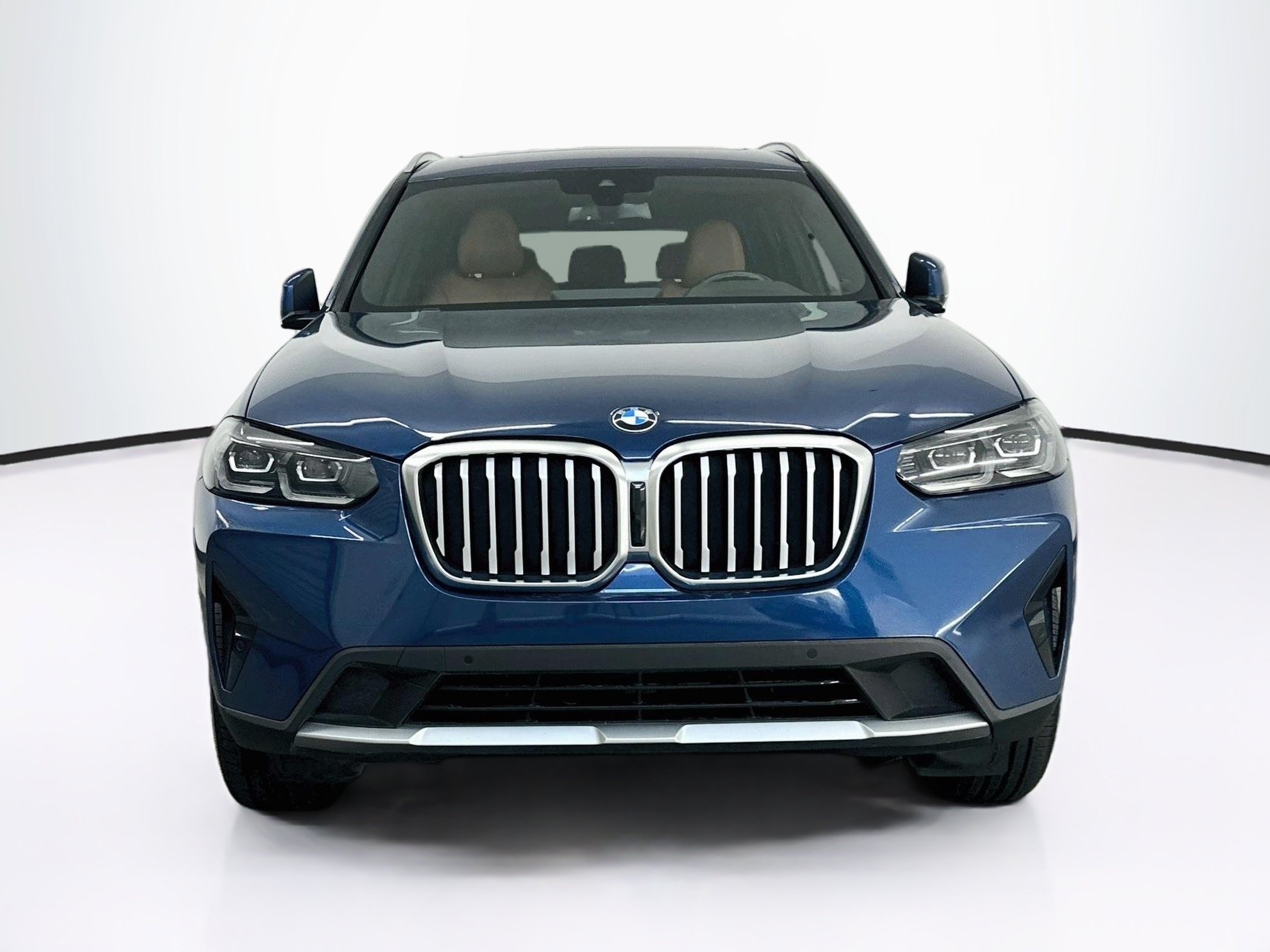 Used 2022 BMW X3 xDrive30i w/ Premium Package 2 AWD/4WD image 2