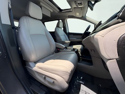 Used 2020 Honda Odyssey Elite image 41