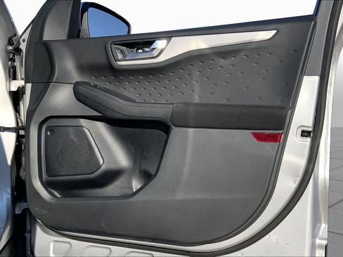 Used 2020 Ford Escape SE FWD image 23