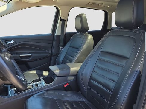 Used 2018 Ford Escape Titanium AWD/4WD image 7