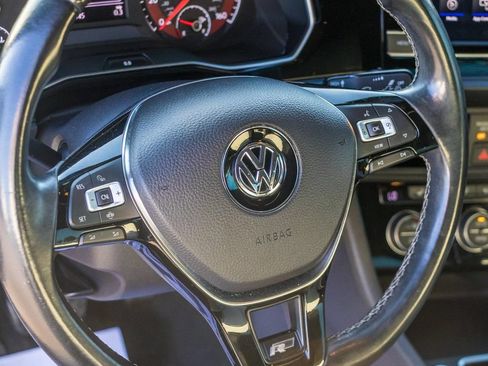 Used 2020 Volkswagen Jetta R-Line FWD image 27