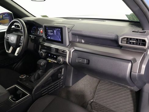Used 2025 Toyota 4Runner TRD Off-Road AWD/4WD image 9
