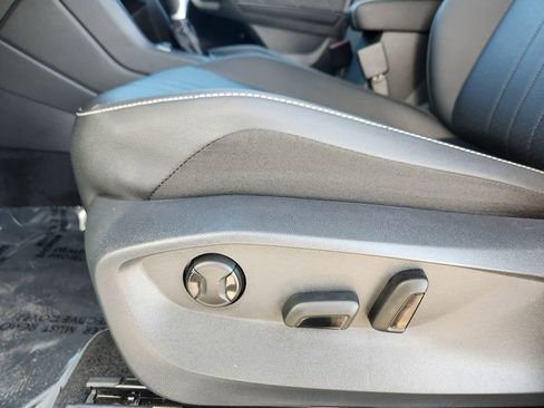 Used 2024 Volkswagen Tiguan SE R-Line image 13