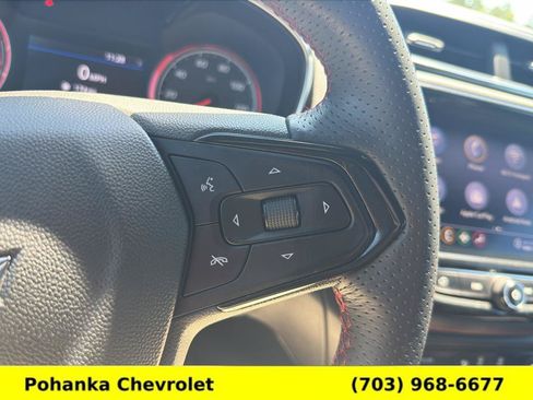 Certified 2022 Chevrolet TrailBlazer RS w/ Technology Package AWD/4WD image 13