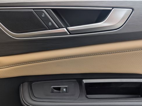 Used 2024 Volkswagen Atlas Cross Sport SE image 22