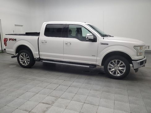 Used 2015 Ford F150 Lariat w/ Equipment Group 502A Luxury AWD/4WD image 11