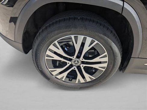 Used 2025 Mercedes-Benz GLA 250 image 23