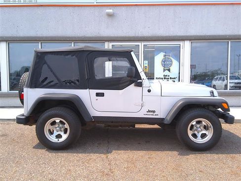 Used 2006 Jeep Wrangler SE AWD/4WD image 4