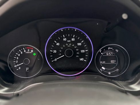 Used 2017 Honda HR-V EX image 31