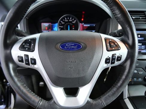 Used 2014 Ford Explorer XLT w/ Equipment Group 201A FWD image 21