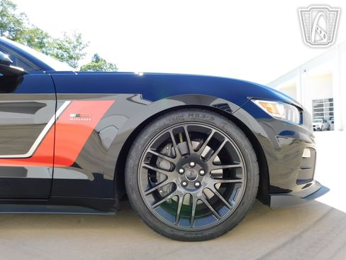 Used 2017 Ford Mustang GT Premium image 33