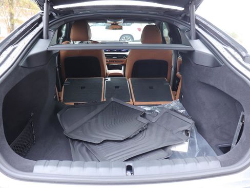 Certified 2025 BMW 430i w/ Premium Package image 17