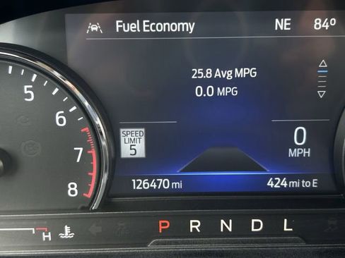 Used 2022 Ford Explorer XLT w/ Equipment Group 202A image 16