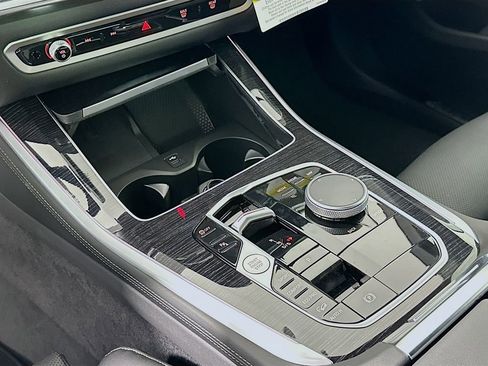 New 2026 BMW X5 xDrive40i w/ M Sport Package image 15