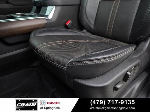 Used 2024 Chevrolet Silverado 2500 High Country w/ Technology Package AWD/4WD image 23