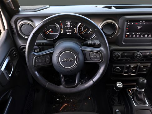 Used 2020 Jeep Wrangler Unlimited Sport S AWD/4WD image 16