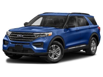 Certified 2022 Ford Explorer XLT w/ Equipment Group 202A