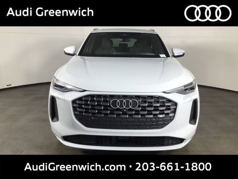Used 2025 Audi Q5 Premium Plus AWD/4WD image 2