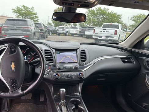 Used 2018 Chevrolet Impala Premier FWD image 13