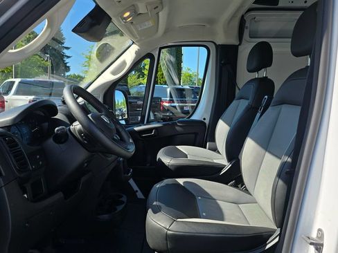 Used 2025 RAM ProMaster 2500 w/ Convenience Group FWD image 23