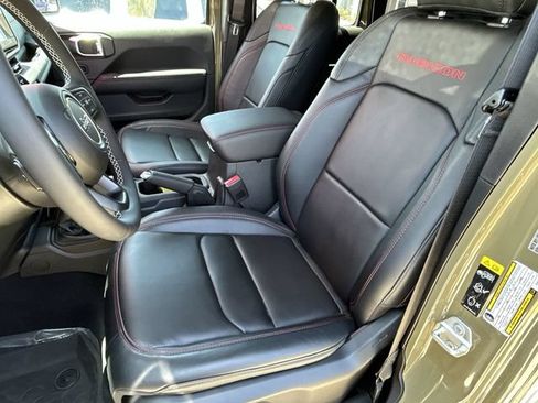 New 2025 Jeep Wrangler Unlimited Rubicon w/ Safety Group AWD/4WD image 15