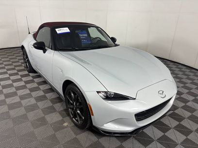 Used 2018 MAZDA MX-5 Miata Club