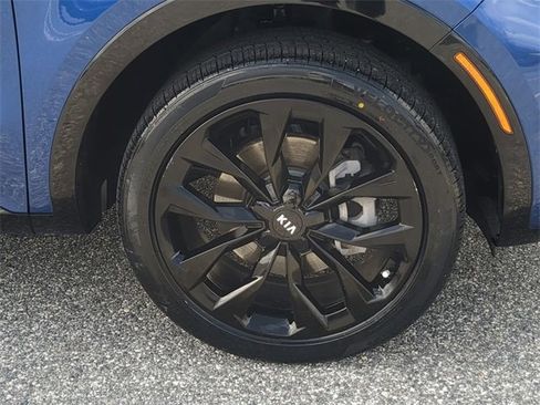 Used 2021 Kia Sorento SX image 11