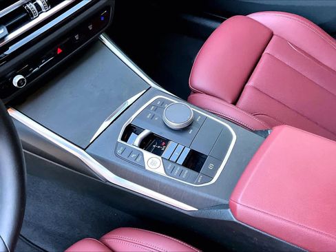 Used 2023 BMW 330i Sedan w/ Driving Assistance Package image 17