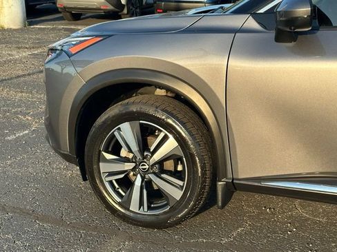 Used 2023 Nissan Rogue SL AWD/4WD image 7